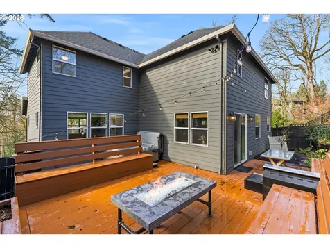11530 SW 61st Avenue Portland OR 97219