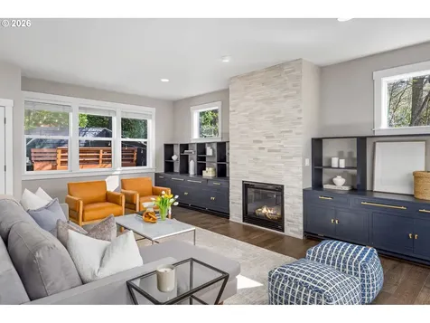 11530 SW 61st Avenue Portland OR 97219