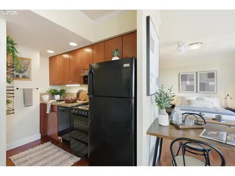 1005 SW Park Avenue Portland OR 97205