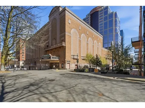 1005 SW Park Avenue Portland OR 97205