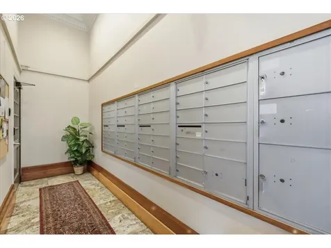 1005 SW Park Avenue Portland OR 97205