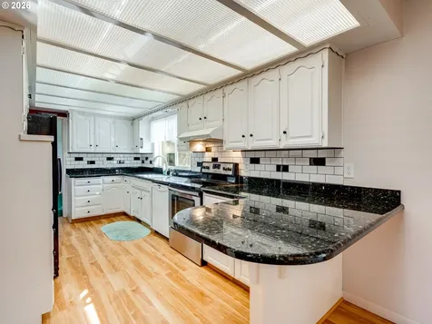 2375 E Ellendale Avenue Dallas OR 97338