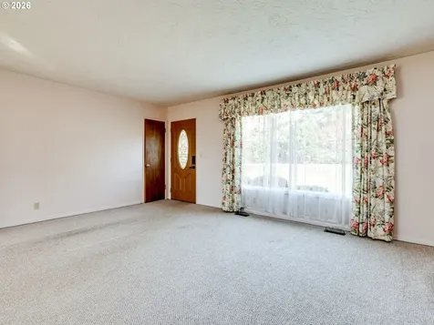 2375 E Ellendale Avenue Dallas OR 97338