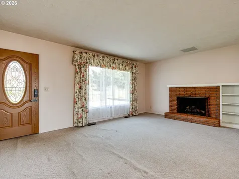 2375 E Ellendale Avenue Dallas OR 97338