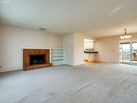 2375 E Ellendale Avenue Dallas OR 97338