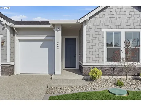 8609 NE 182nd Place Vancouver WA 98682