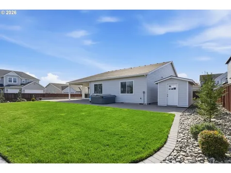 8609 NE 182nd Place Vancouver WA 98682
