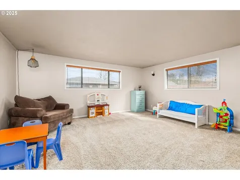 4485 Avalon Street Eugene OR 97402