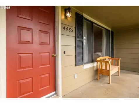 4485 Avalon Street Eugene OR 97402