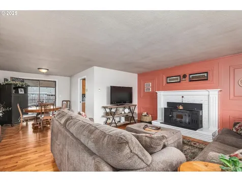 4485 Avalon Street Eugene OR 97402