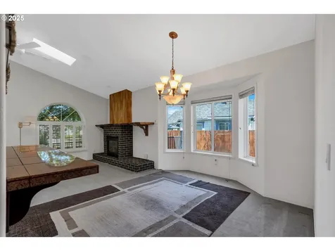 6404 N Omaha Avenue Portland OR 97217