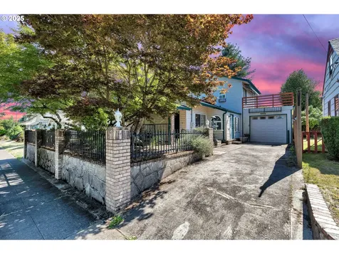 6404 N Omaha Avenue Portland OR 97217