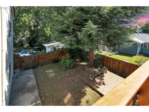 6404 N Omaha Avenue Portland OR 97217