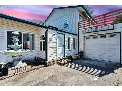 6404 N Omaha Avenue Portland OR 97217