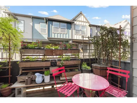 8818 SE 11th Avenue Portland OR 97202