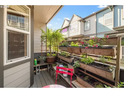 8818 SE 11th Avenue Portland OR 97202