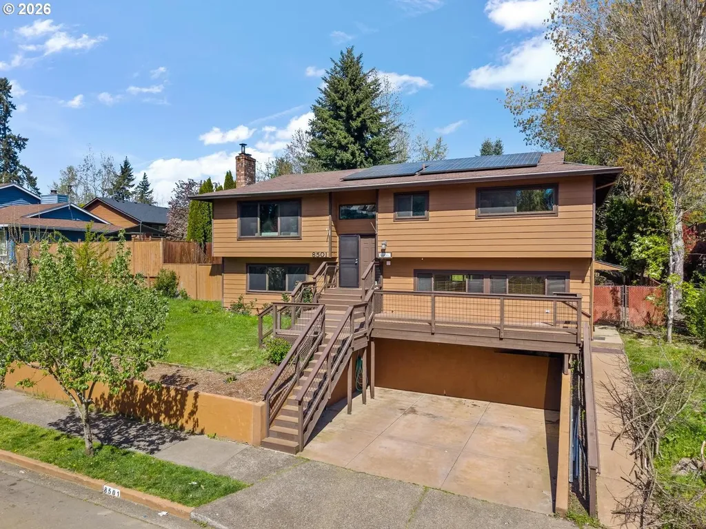 8501 SW Iroquois Drive Tualatin OR 97062