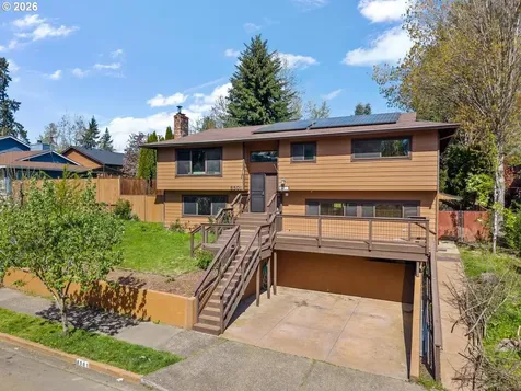 8501 SW Iroquois Drive Tualatin OR 97062