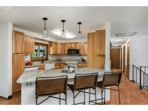 8501 SW Iroquois Drive Tualatin OR 97062