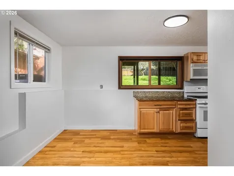8501 SW Iroquois Drive Tualatin OR 97062