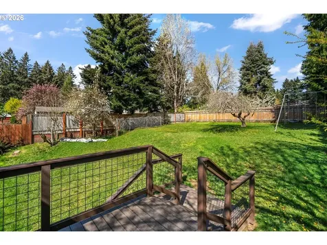 8501 SW Iroquois Drive Tualatin OR 97062