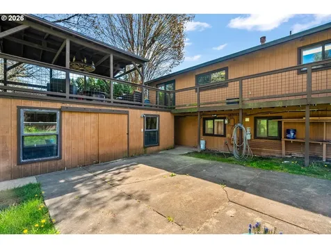 8501 SW Iroquois Drive Tualatin OR 97062