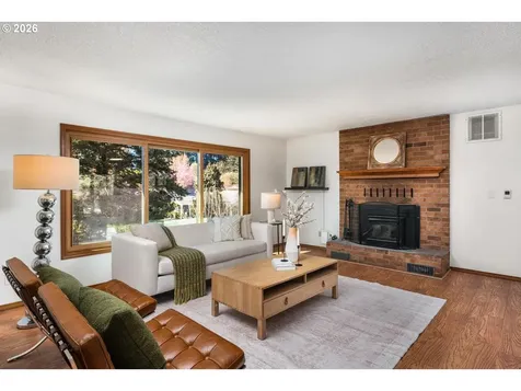 8501 SW Iroquois Drive Tualatin OR 97062