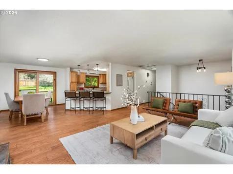8501 SW Iroquois Drive Tualatin OR 97062
