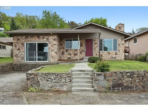1408 E 15th Street The Dalles OR 97058