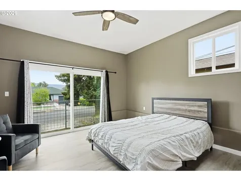 1408 E 15th Street The Dalles OR 97058