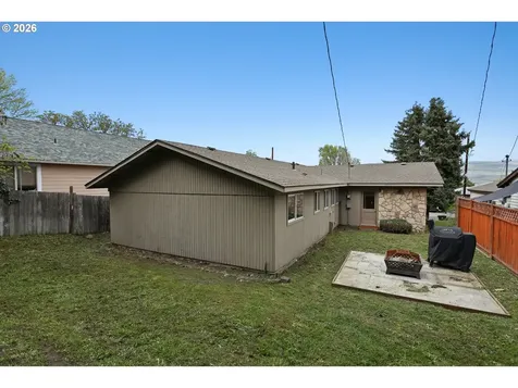 1408 E 15th Street The Dalles OR 97058