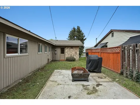 1408 E 15th Street The Dalles OR 97058
