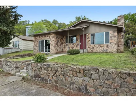 1408 E 15th Street The Dalles OR 97058