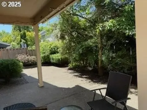 555 NE Caden Avenue Hillsboro OR 97124