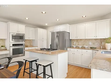 5449 NW Preakness Terrace Portland OR 97229