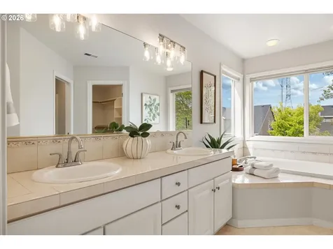 5449 NW Preakness Terrace Portland OR 97229