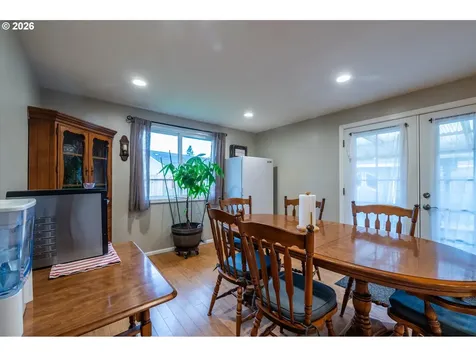 2370 Fir Street North Bend OR 97459