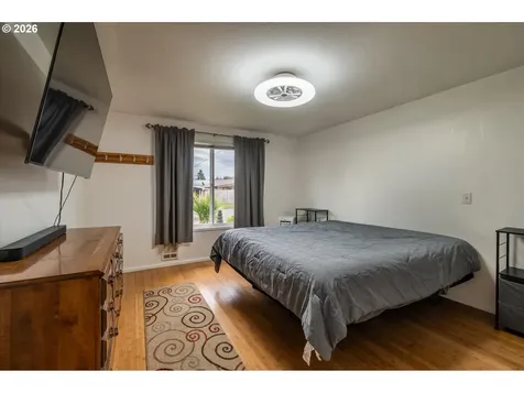 2370 Fir Street North Bend OR 97459