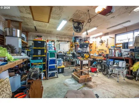 2370 Fir Street North Bend OR 97459