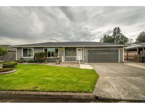 2370 Fir Street North Bend OR 97459