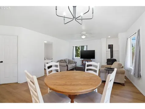 406 E Valley Street Yacolt WA 98675
