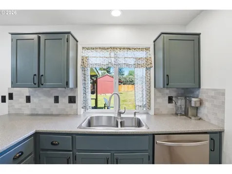 406 E Valley Street Yacolt WA 98675
