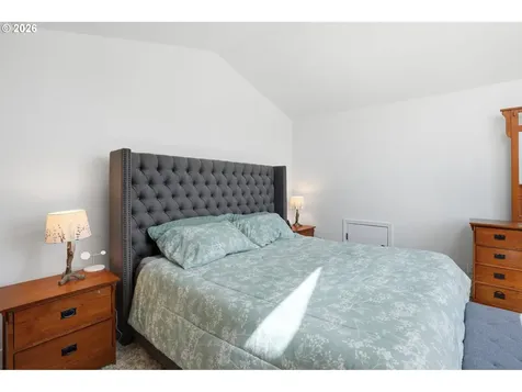 406 E Valley Street Yacolt WA 98675