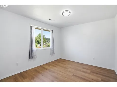 406 E Valley Street Yacolt WA 98675