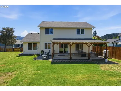 406 E Valley Street Yacolt WA 98675