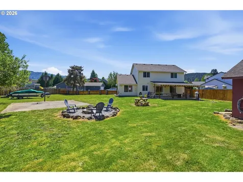 406 E Valley Street Yacolt WA 98675