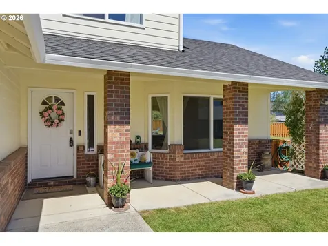 406 E Valley Street Yacolt WA 98675