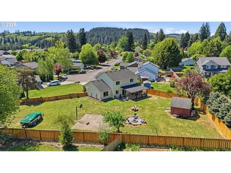 406 E Valley Street Yacolt WA 98675