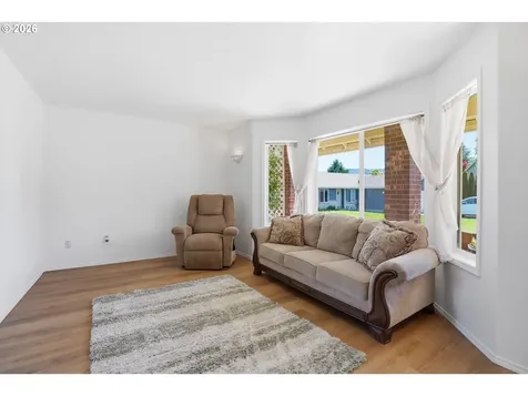 406 E Valley Street Yacolt WA 98675