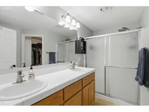 2000 N 5th Way Ridgefield WA 98642